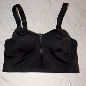 Victoria's secret knockout front close sports bra underwire 34b zip